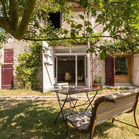 Bed and Breakfast La Thibaude - Livry Livry  Экстерьер фото