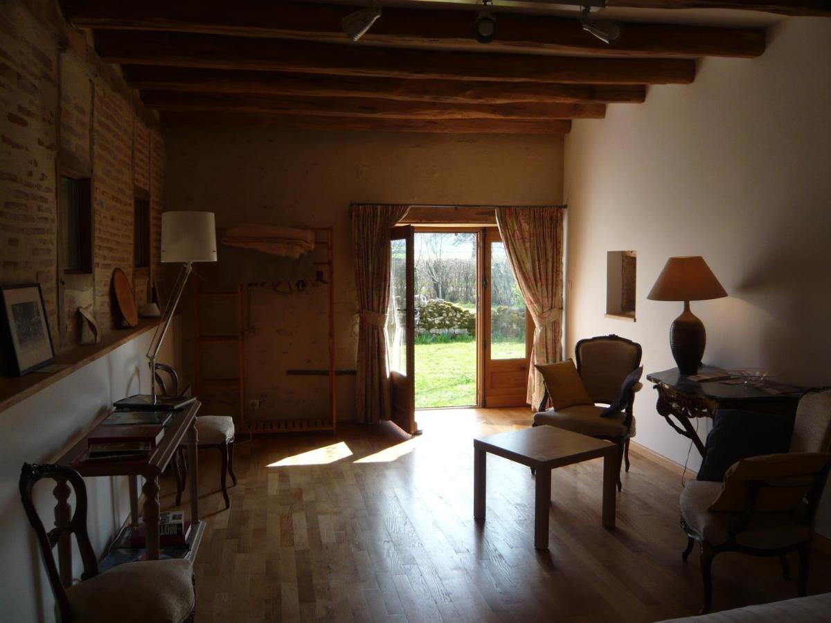 Bed and Breakfast La Thibaude - Livry Livry  Экстерьер фото