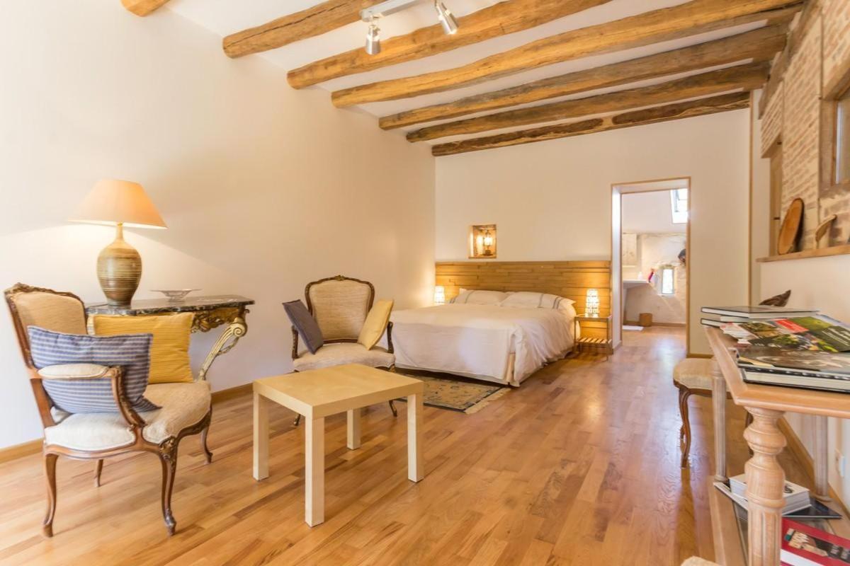 Bed and Breakfast La Thibaude - Livry Livry  Экстерьер фото