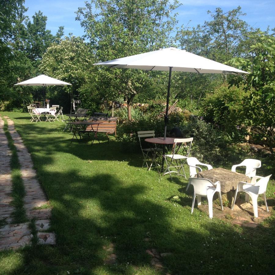 Bed and Breakfast La Thibaude - Livry Livry  Экстерьер фото