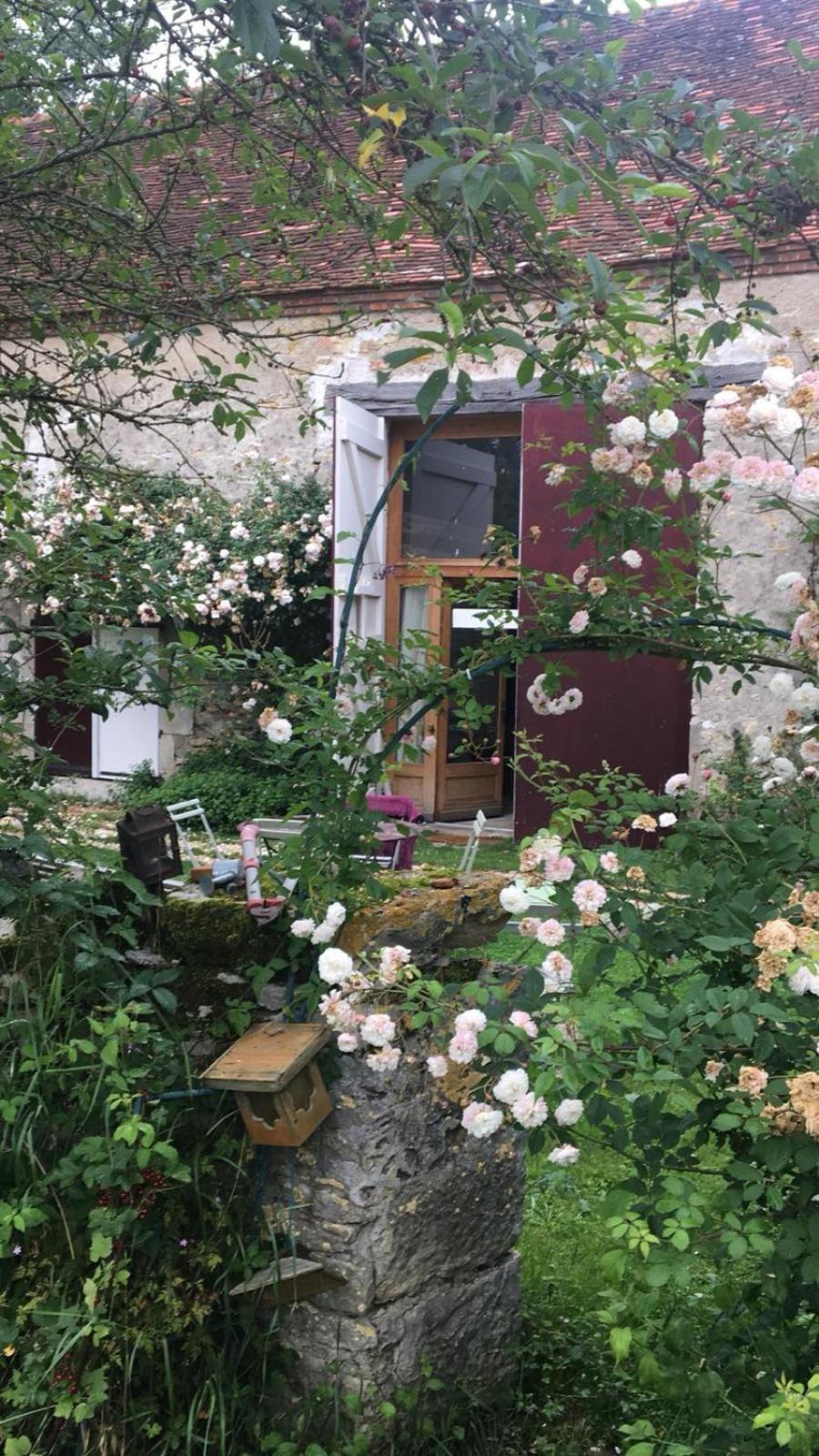 Bed and Breakfast La Thibaude - Livry Livry  Экстерьер фото