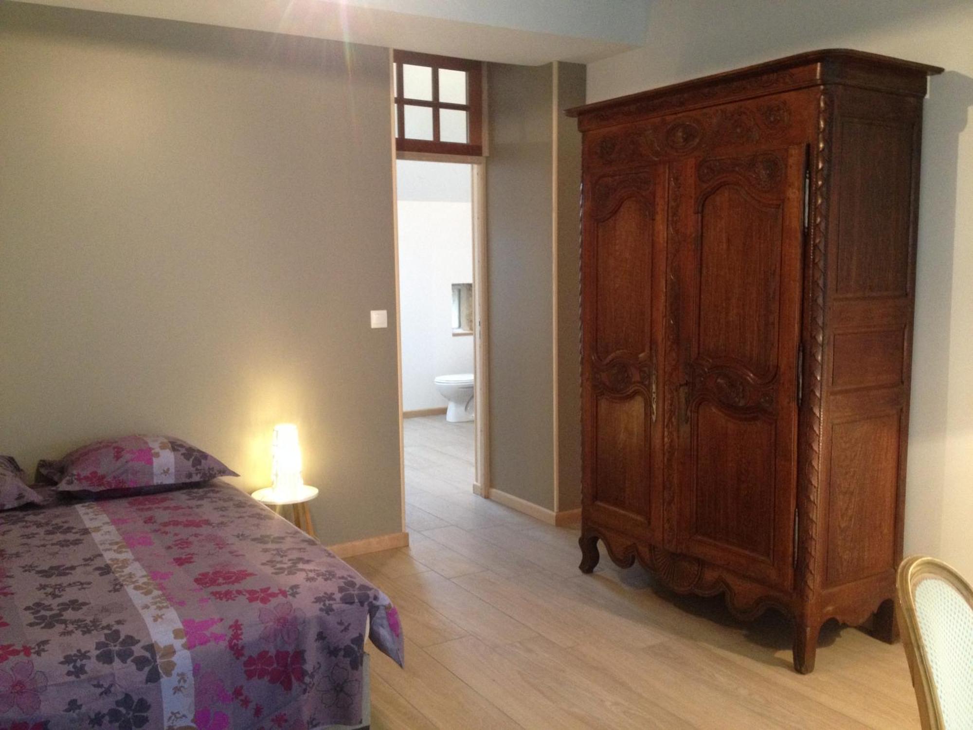 Bed and Breakfast La Thibaude - Livry Livry  Экстерьер фото